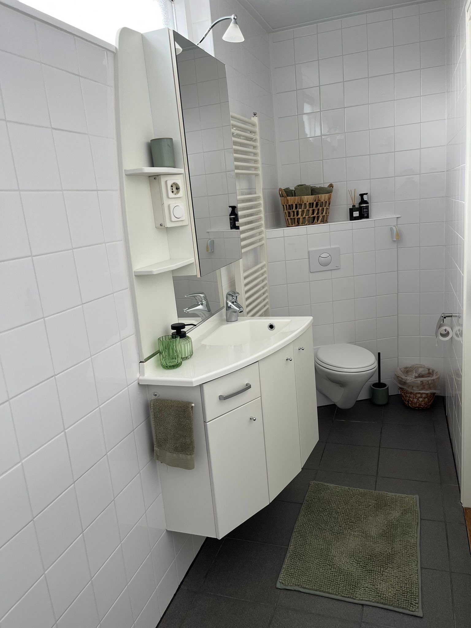 Home 9dd679b7 3781 464a b6ce 62c0b5f9a5c0